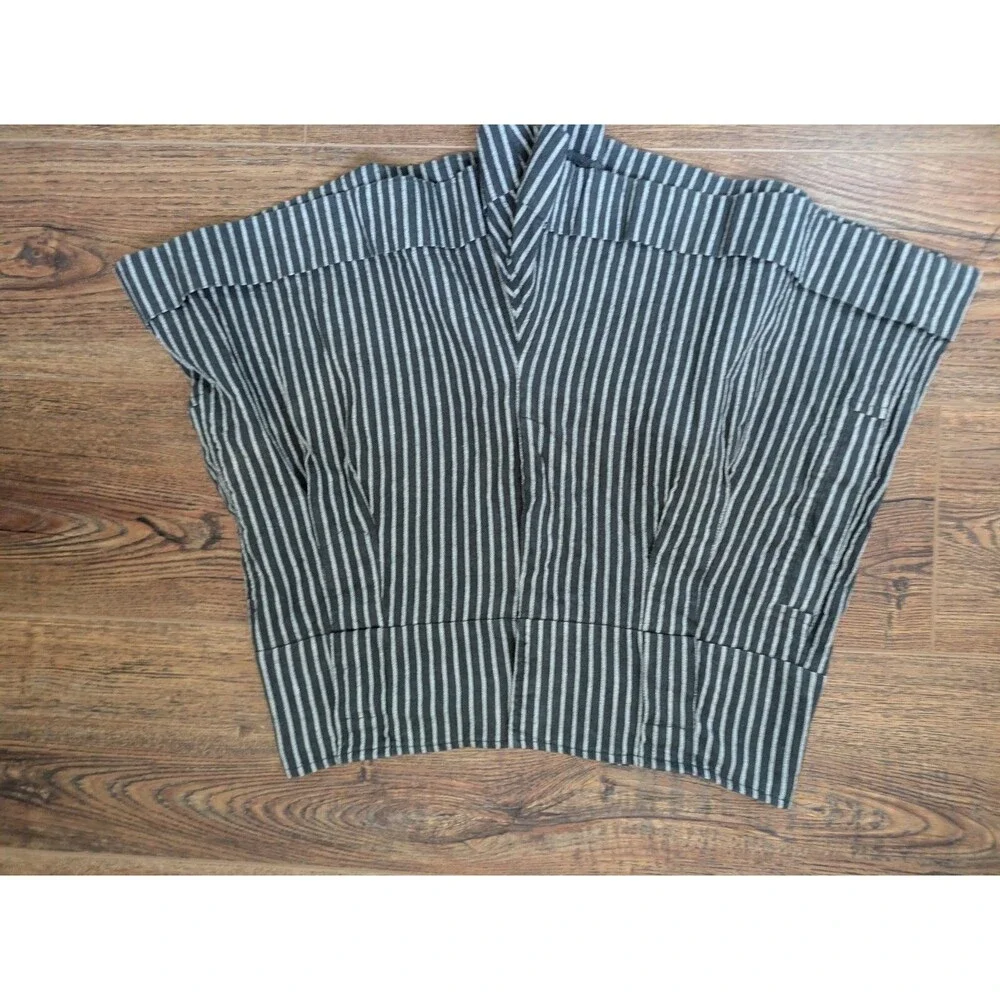 FRENCH CONNECTION Shorts Size 10 Stripes Gray Belt Belted High Waisted Stripe - Picture 6 of 6